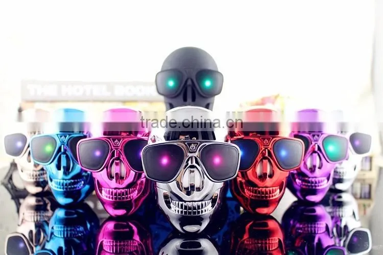 (hot style) skull head travel gift portable power bank, cute power charger, mini USB mobile power bank charger