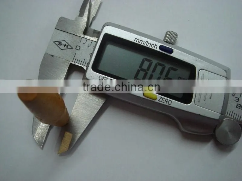 2014 fashion natural wooden button 2 holes wood horn button