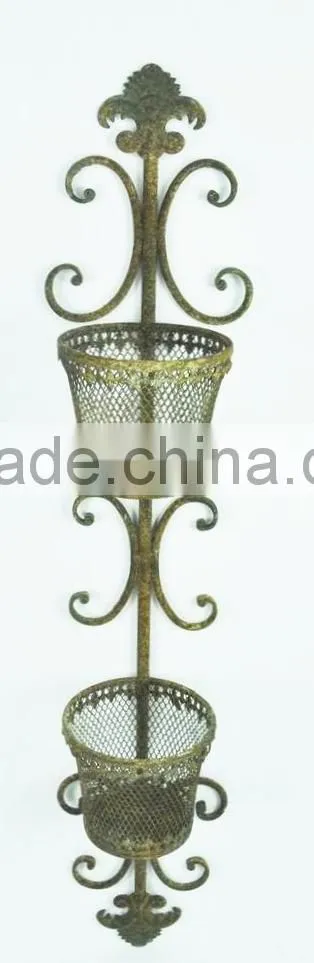 Shabby chic wall hanging plant basket
