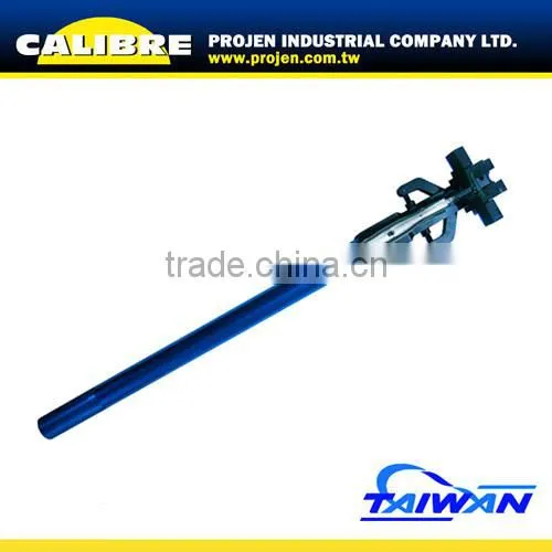 CALIBRE Taiwan Auto Repair tools Axle Lock Crush Nut Tool