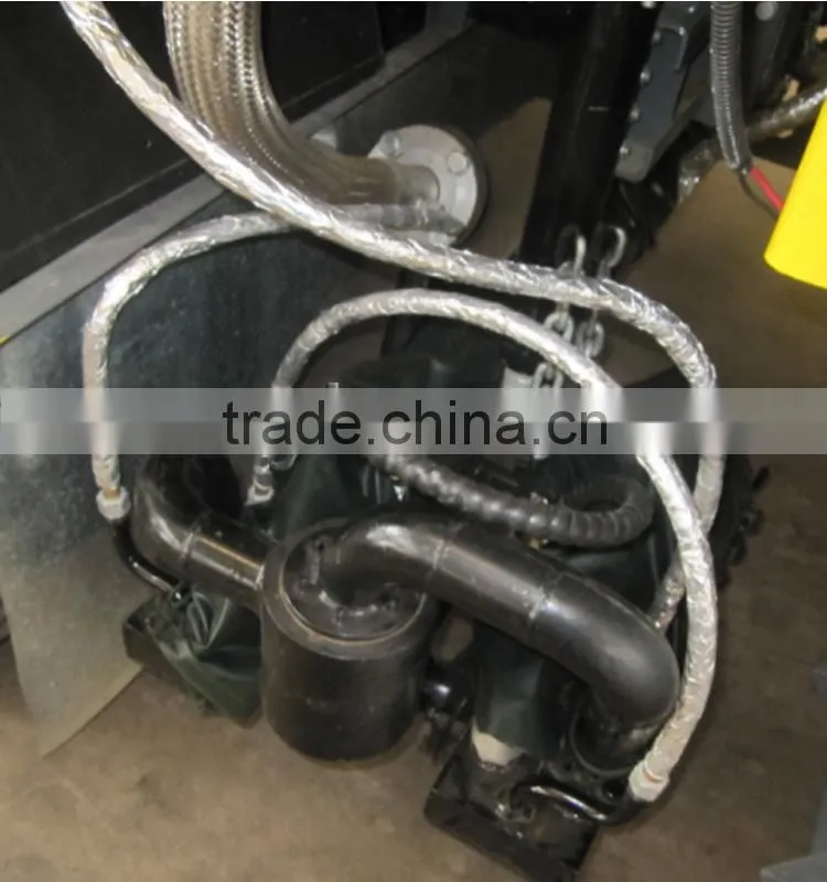 Road machines synchronous chip sealer