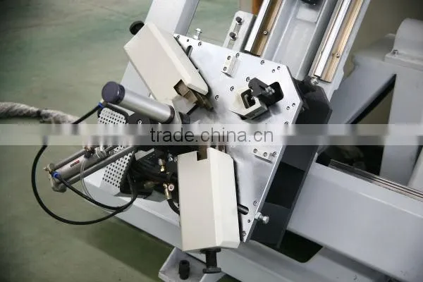 Aluminum door-window Four Corner Automatic Crimping Machine
