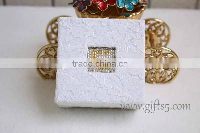 2016 New design wedding ring boxes ring jewelry box with beaded name plate of S