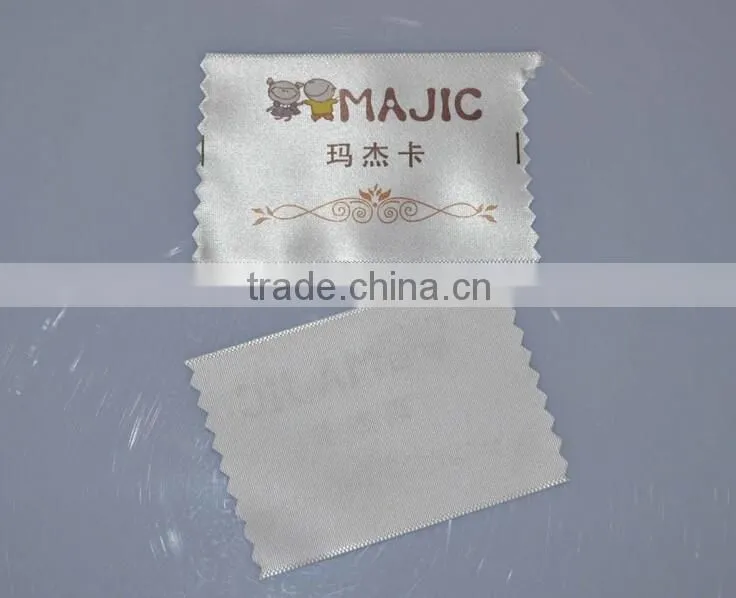 Baby suits printed clothing label
