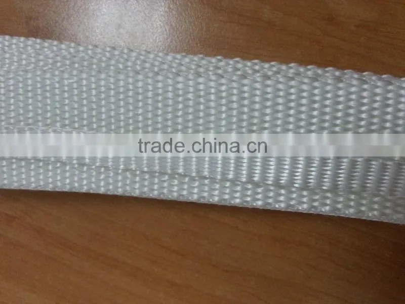 Cable pulling tape for optic cable