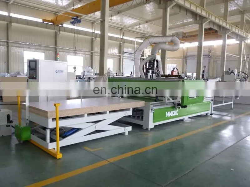 CNC Woodworking Machine with AutoLoad Ability