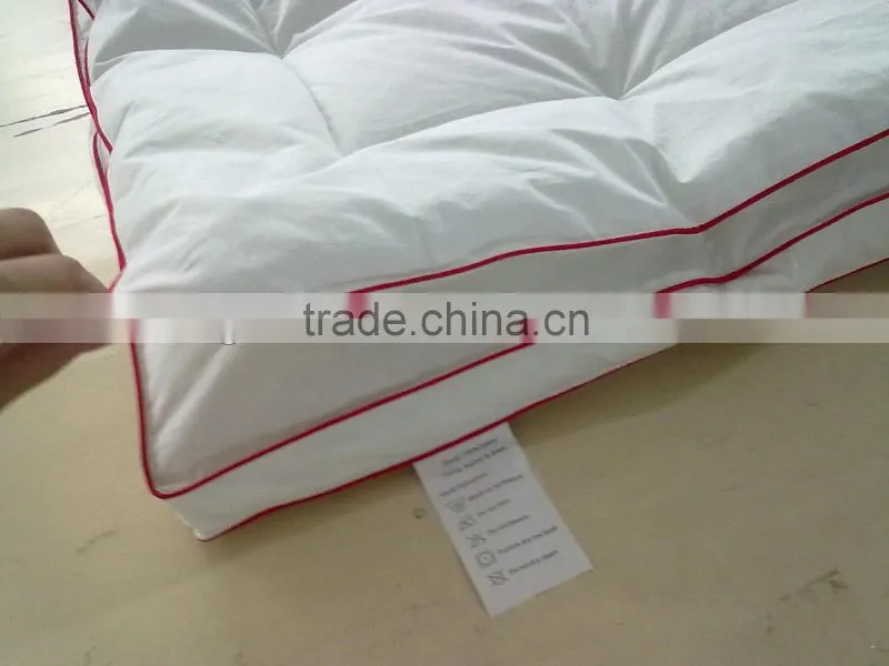 Polyester & Duck Feather Two Layers Mattress Topper