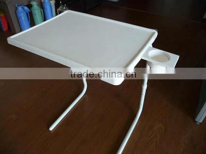 2014 popular new design good quality cup holder plastic table mate