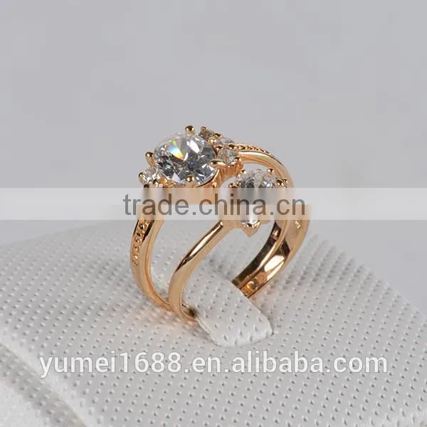 Fashion Silver Couple Ring with Prong Setting Rhodium Plated CZ Diamond