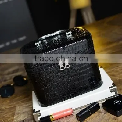 Ladies cute big size hard pu storage cosmetic powde makeup case