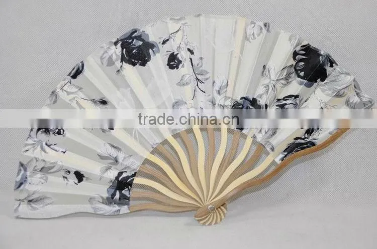 Japanese Style Curve Ribs Bamboo Cloth Fan