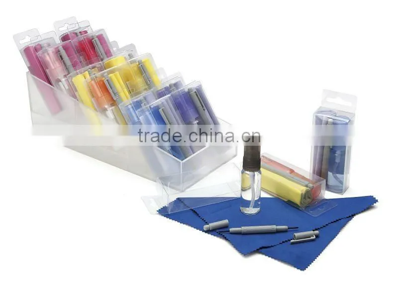 Spray lens cleaner with display