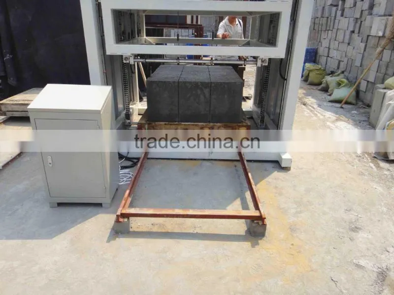 2016 new design foam concrete clc brick machine