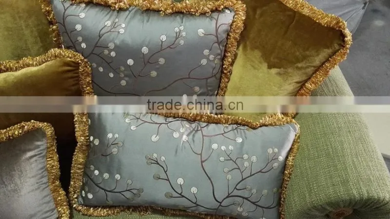 Elegant Green Upholstery Sofa, Classic Wooden Three Seater Sofa Couch, Comfort Living Room Chesterfield Sofa