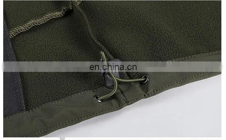 Wholesale outdoor mens hooded softshell jacket