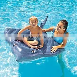 High Quanlity Swimming Water Pool Kids Rideable Stingray Inflatable Float Toy