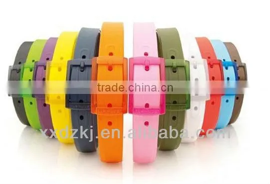 2013 Fashion Wave Silicone Belt in Stock for Men and Women
