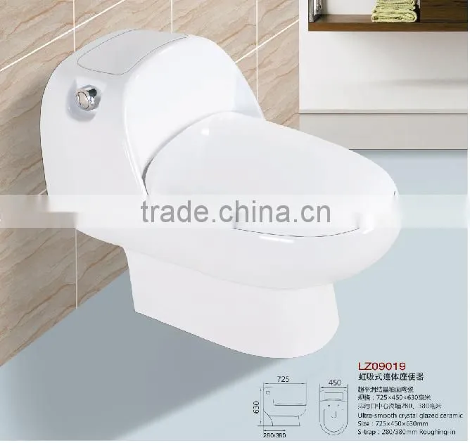 Lodo Ceramic Modern Water Clost With Plastic Toilet