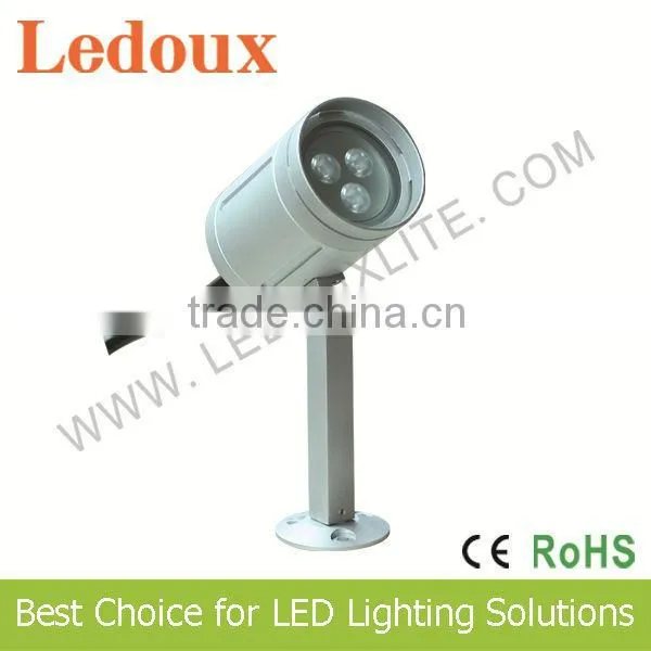 IP65 3 lights 360 degree rotating decorative garden light pole