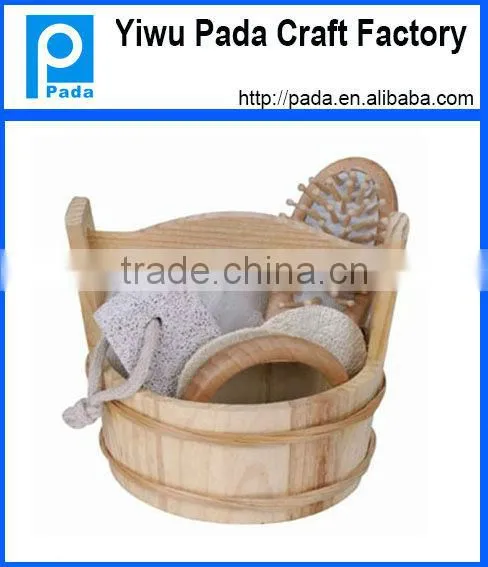 wooden bath set in wood basket