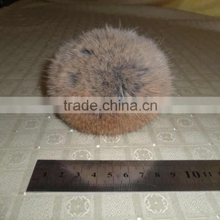 Wholesale Cute Fluffy rabbit fur pompoms with keychain