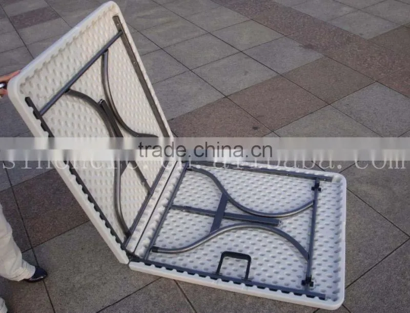 Plastic folding table EK3001