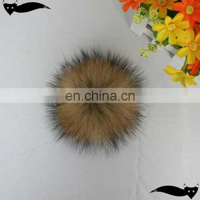 Fashion natural 10cm raccoon fur pom pom