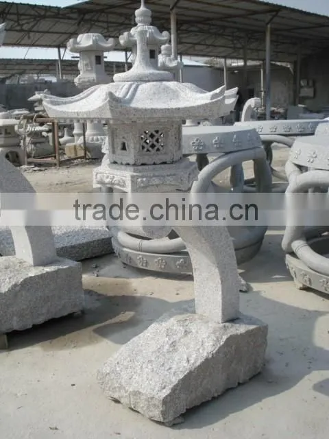 japanese garden stone lanterns