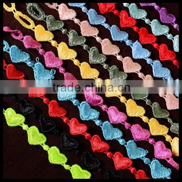 Trends in Italy : Friend lace Clover bracelet Handmade The New
