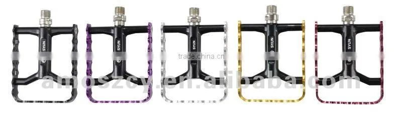 road Trail clipless pedal with cleat