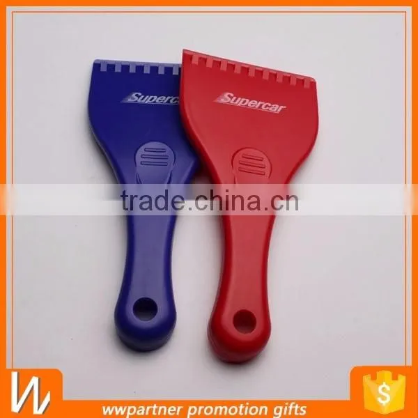 Translucent Plastic Snow Scraper / Plastic Scraper with Handle