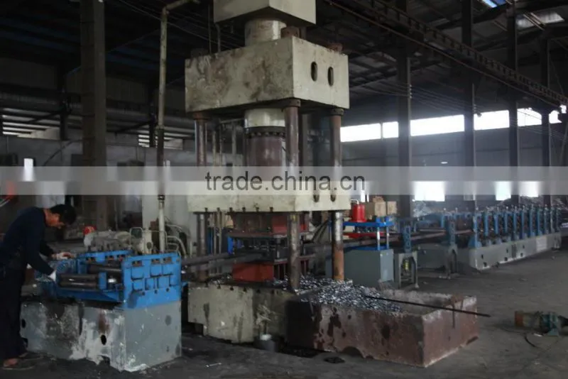 Curved Steel Beam Guardrail