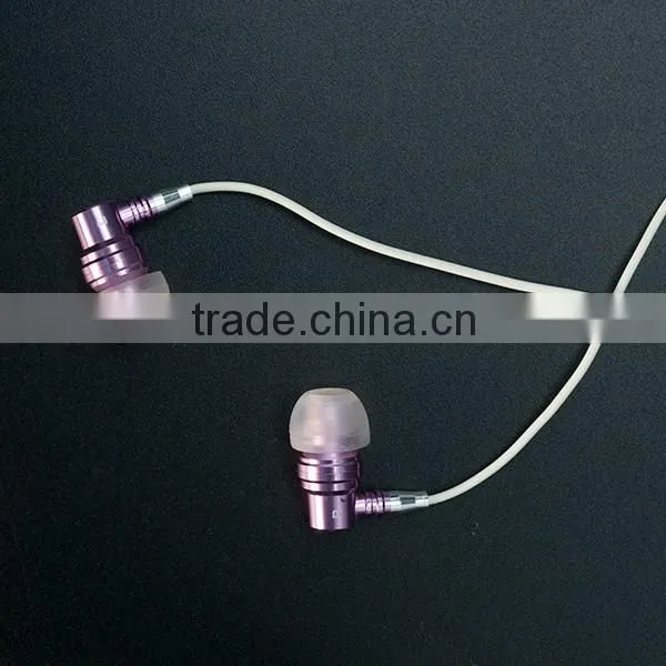 metal earphone with good quality