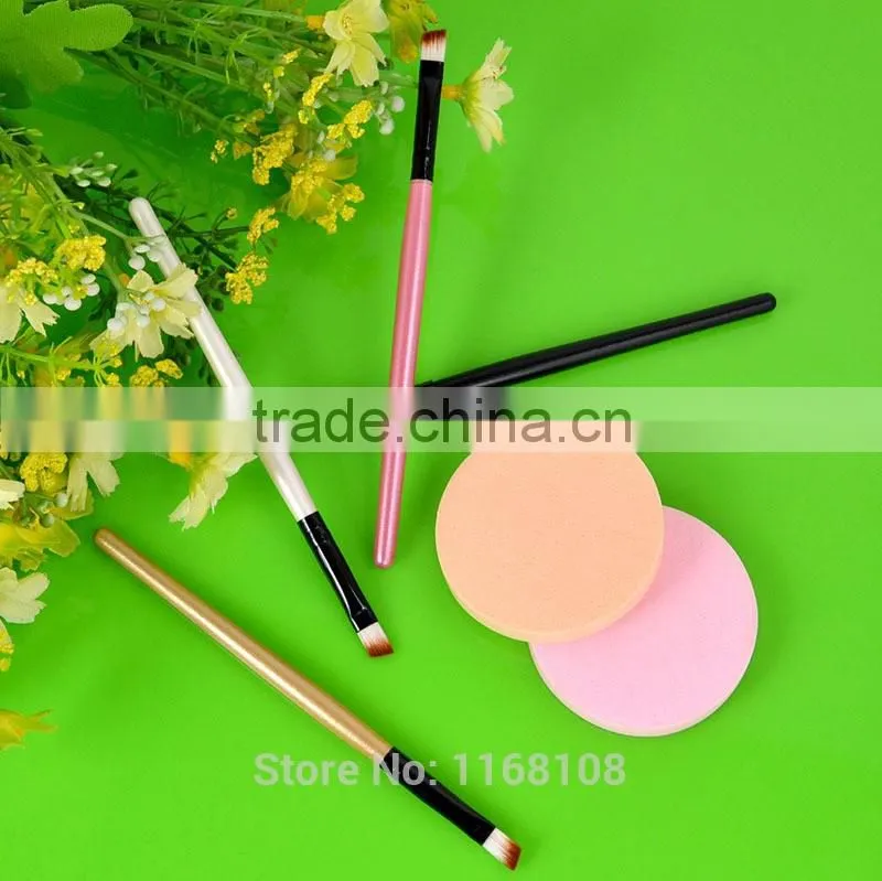 Fashion Eyebrow Eyeshadow Brush Makup Tool