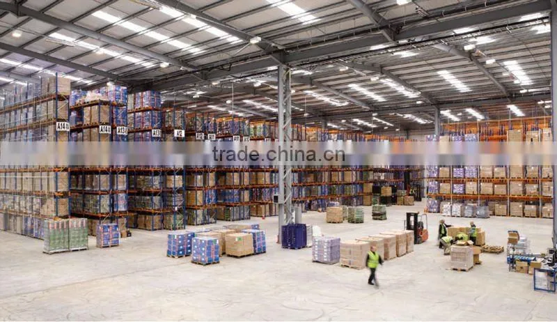 High density VNA narrow aisle pallelt rack