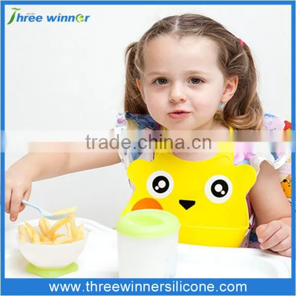 Cute pattern animal design silicone bib rubber baby bib
