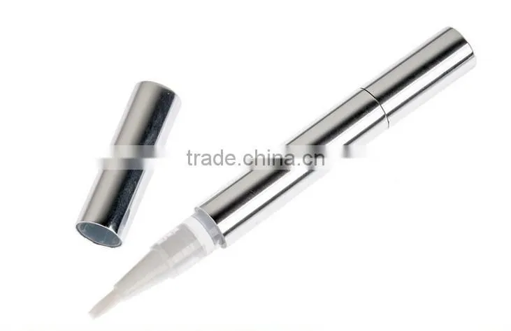 Twist soft brush and Anti leaking teeth whitening pen