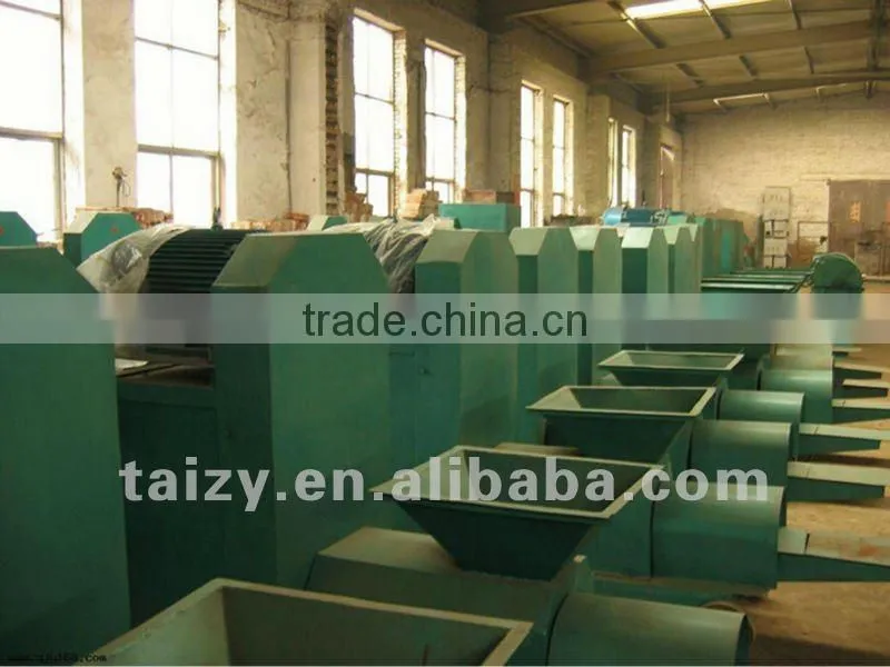 Sawdust Biomass Briquette Log Extruding Machine //008618703616828