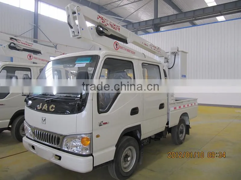 sinotruk howo 4*2 hydraulic lift platform