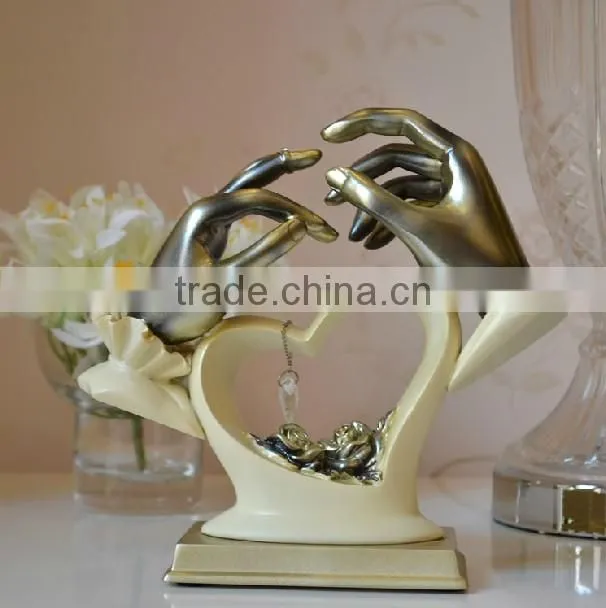 Polyesin holding hand series decorative art mind resin craft
