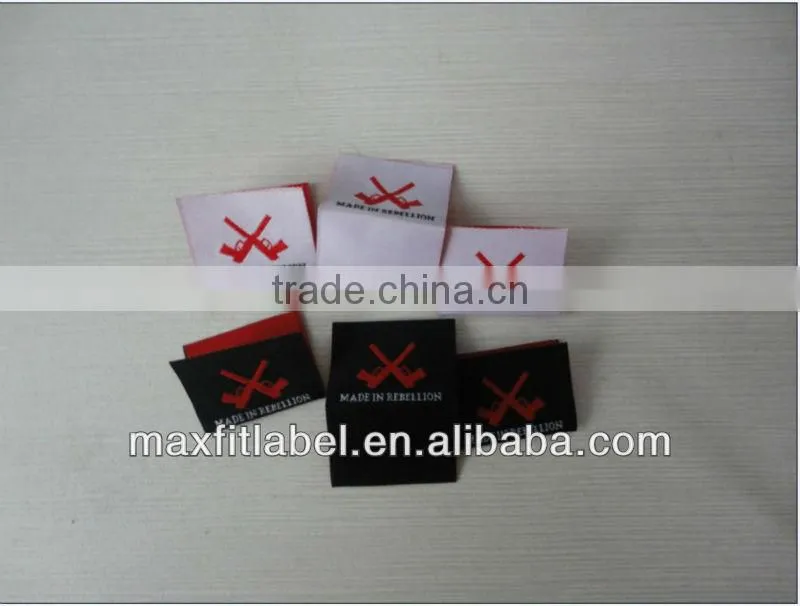 High quality custom clothing garment manufactures woven label