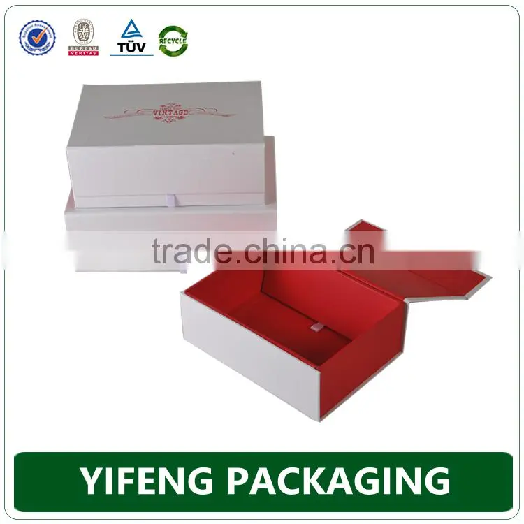 Luxury foldable magnetic closure gift box / cardboard gift box