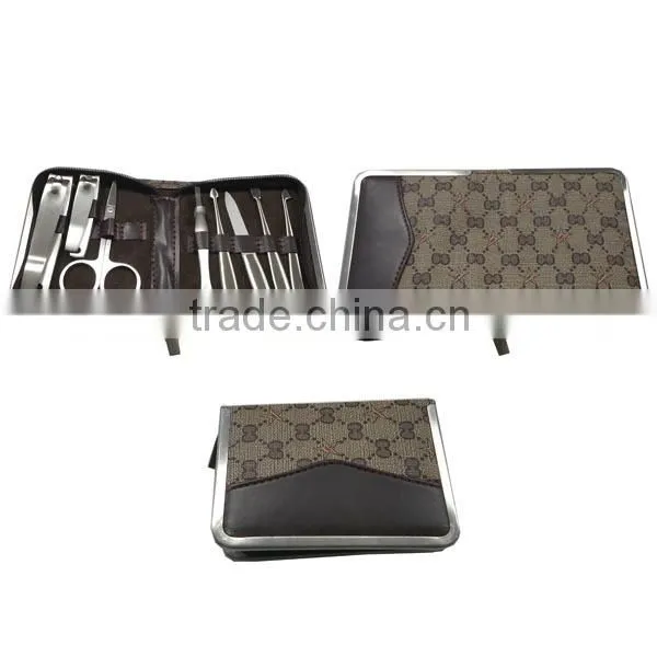 Professional manicure travel case