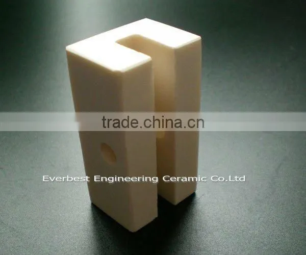 Good hardness and wear resistance alumina ceramic sheet
