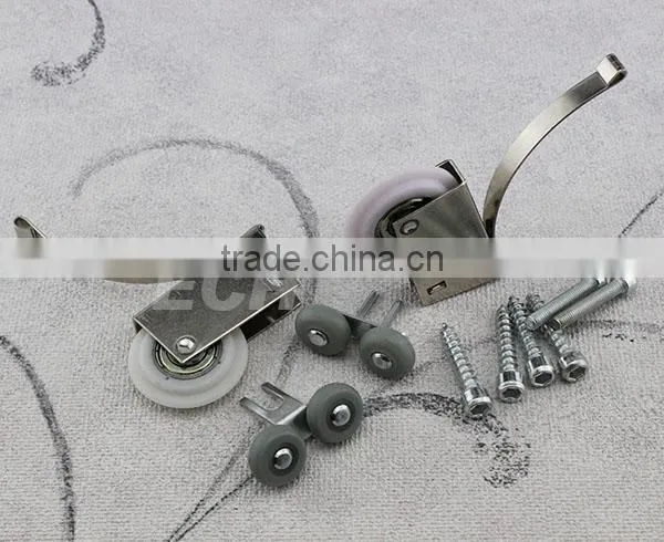 Hight quality iron hanger door roller