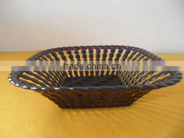 Plastic fruit plate