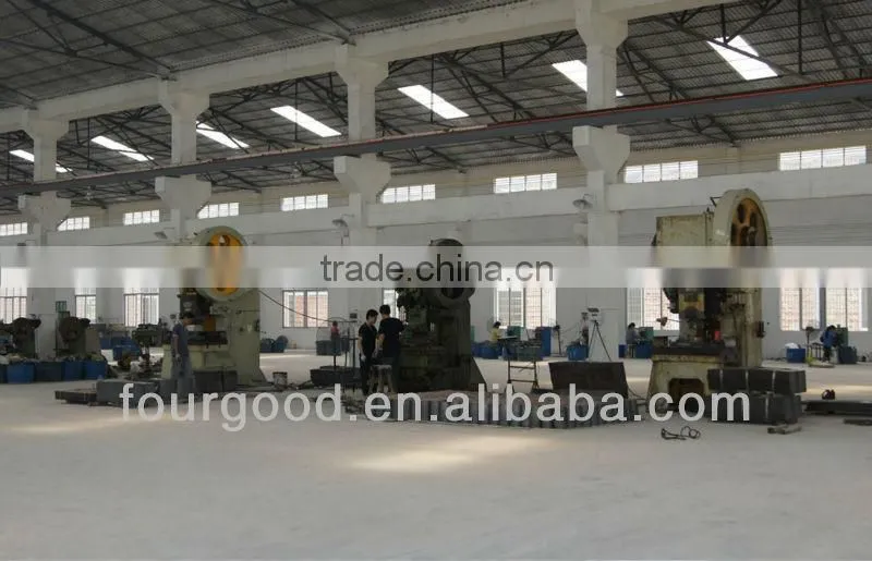 China Fosha Factory !! supermaket wire metal basket &Cargo basket 4 ways iron basket