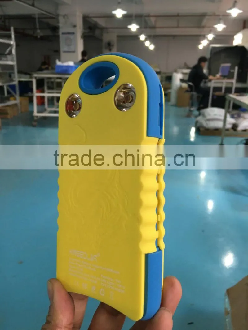 Hot selling LED light 10000mah solar power bank solar charger portable