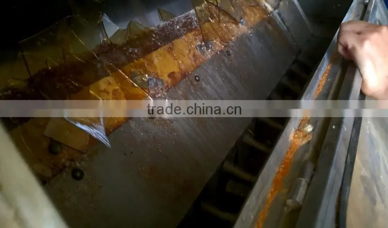 rotatory steel belt flaker