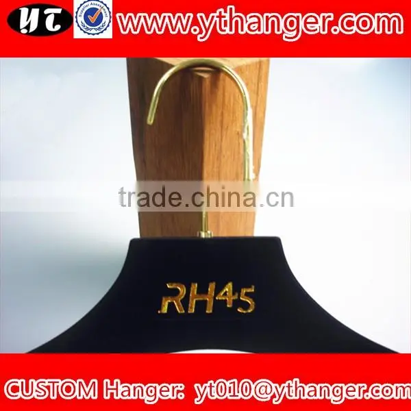 YY0520 high end men suit clothes velvet hangers with bar logo mens t shirts plastic hanger